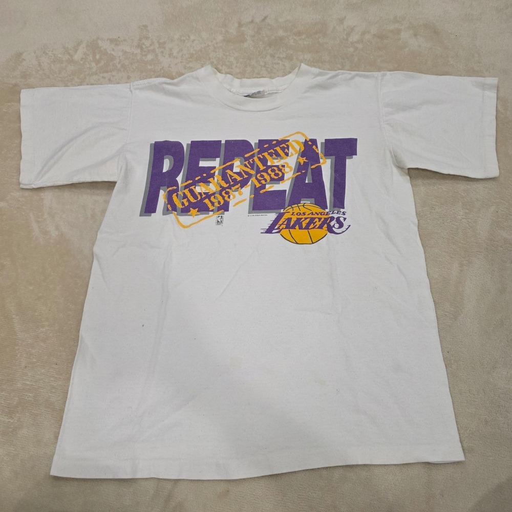 Vintage 80s Salem Sportswear LA Lakers Repeat 1987 1988 T Shirt Small